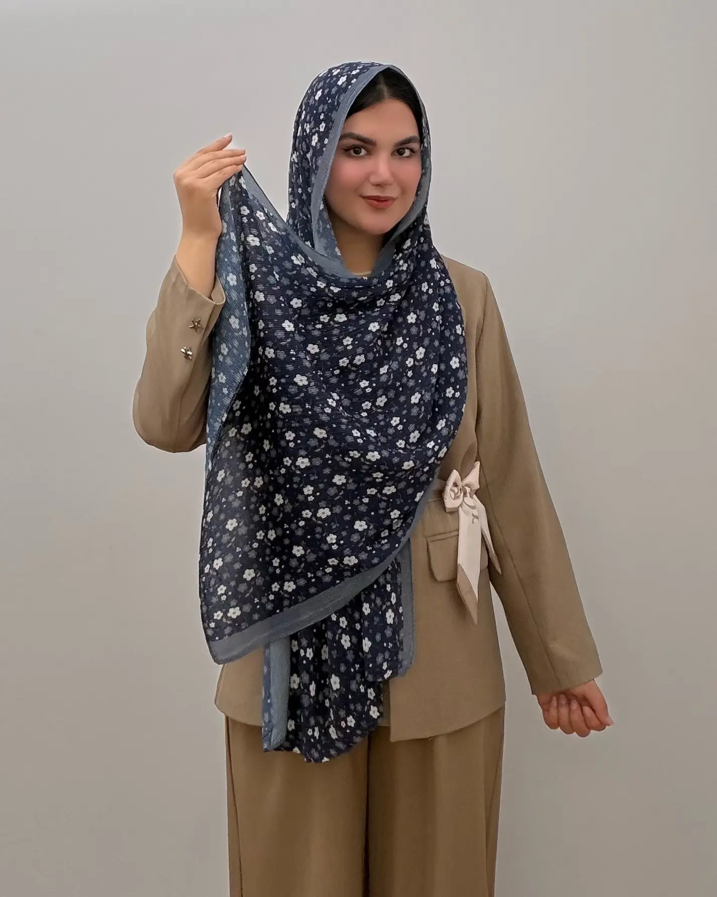 شال پلیسه سرمه ای طرحدار